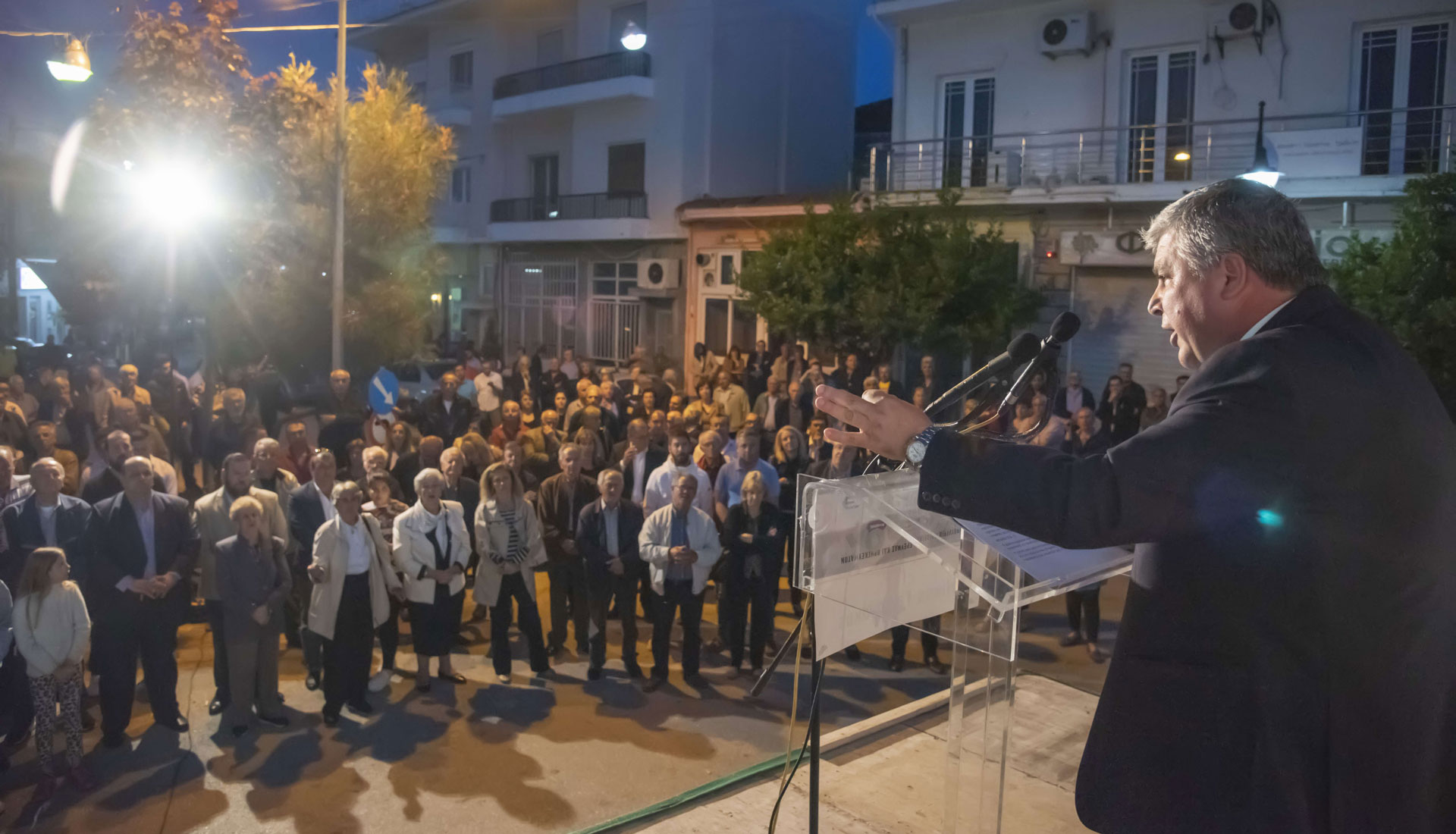 Η ΝΙΚΗ ΟΛΩΝ ΤΩΝ ΔΗΜΟΤΩΝ ΕΠΙΣΦΡΑΓΙΣΤΗΚΕ ΜΕ ΤΗ ΜΑΖΙΚΗ ΚΑΙ ΔΥΝΑΜΙΚΗ ΟΜΙΛΙΑ ΤΟΥ ΝΙΚΟΥ ΓΕΩΡΓΑΚΟΥ ΣΤΟ ΛΟΥΡΟ