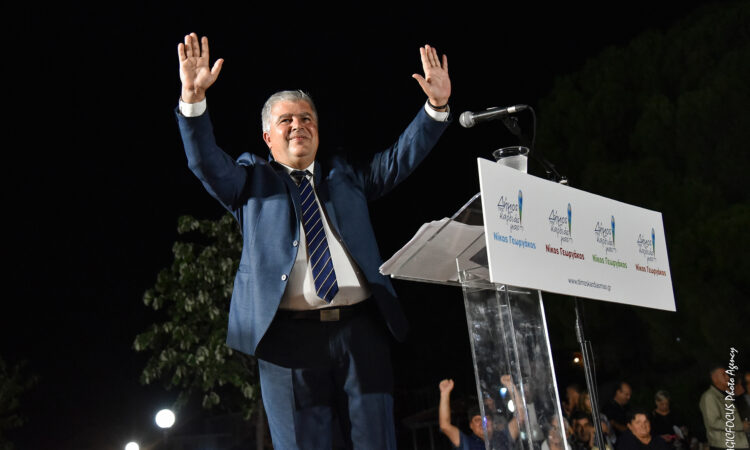 ΔΕΛΤΙΟ ΤΥΠΟΥ 14: 
Ξεκάθαρη δυναμική νίκης από την πρώτη Κυριακή απέδωσε η πρώτη κεντρική ομιλία Γεωργάκου στην κεντρική πλατεία στο Κανάλι.
